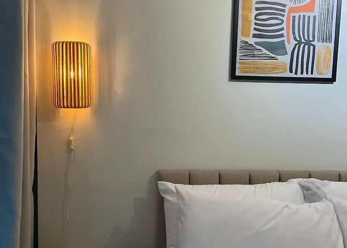 Apartamento New! Roomy & Zen Wi-fi 350mbps Uptown Bgc Backhome7