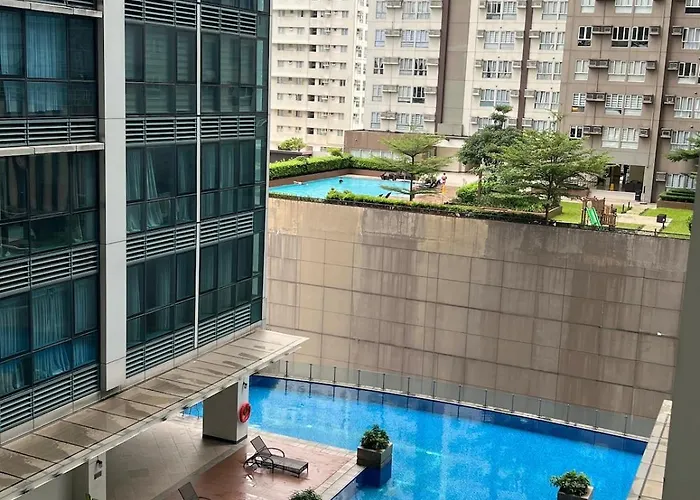 New! Roomy & Zen Wi-fi 350mbps Uptown Bgc Backhome7