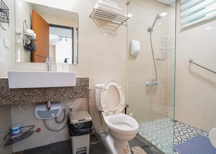 New! Roomy & Zen Wi-fi 350mbps Uptown Bgc Backhome7 Apartamento Manila